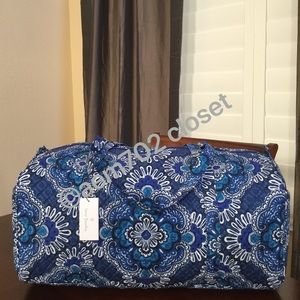 NWT VERA BRADLEY LARGE TRAVELER DUFFEL